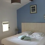 Le Mas De Briquepierre