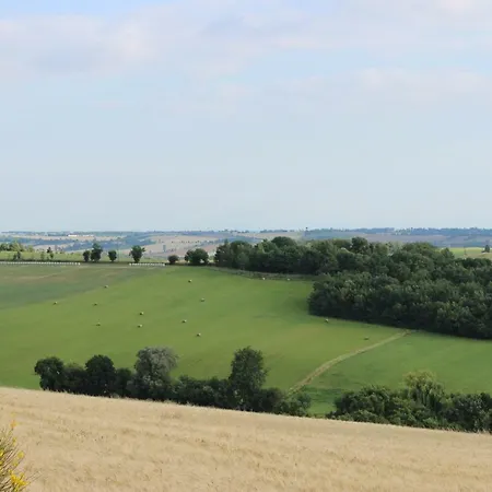 Le Mas De Briquepierre Bed & Breakfast *