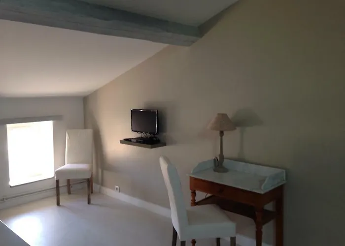 Bed & Breakfast Le Mas De Briquepierre